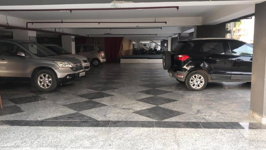 Golden Keys Inn,Ashok Vihar,3 star